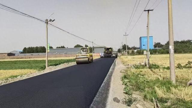 河北保定安国市： 修好农村道路 提速乡村振兴